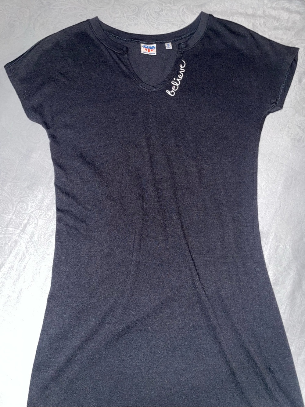 Disney x Junk Food Black “Believe” Short Sleeve V-Neck T-Shirt Dress Small S